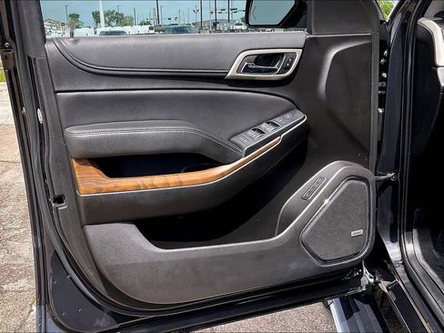Used 2020 GMC Yukon Denali w/ Denali Ultimate Package RWD image 17
