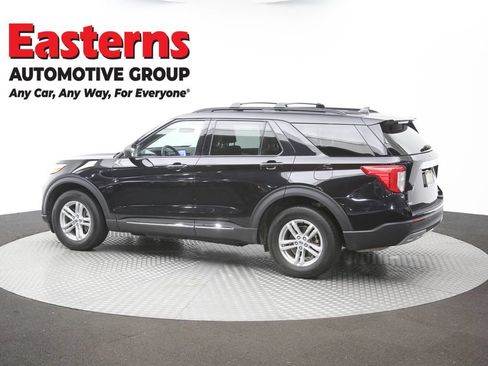 Used 2022 Ford Explorer XLT w/ Equipment Group 202A AWD/4WD image 61