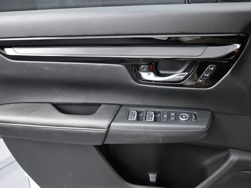 Used 2025 Honda CR-V Sport Touring image 14