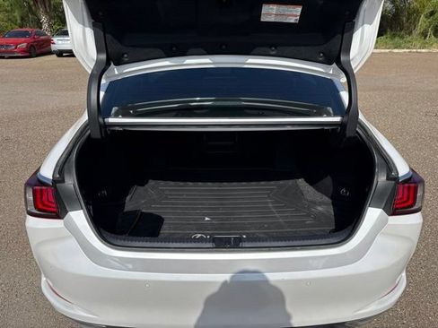 Used 2024 Lexus ES 350 w/ Technology Package FWD image 14