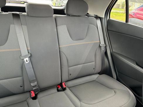 Used 2026 Kia Niro LX FWD image 31