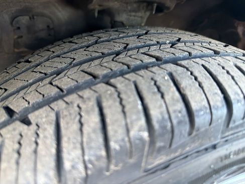 Used 2012 Hyundai Elantra GLS w/ Preferred Pkg 3 image 30