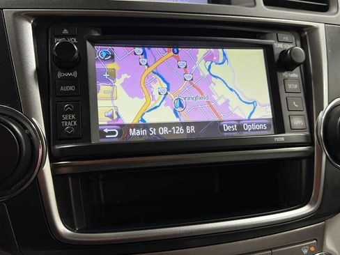 Used 2013 Toyota Highlander SE AWD/4WD image 20