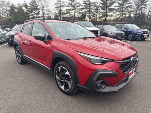 Used 2024 Subaru Crosstrek 2.5i Limited image 3