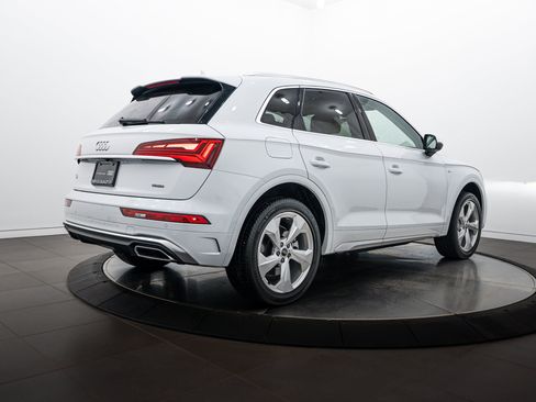 Certified 2023 Audi Q5 2.0T Premium Plus AWD/4WD image 4