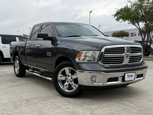 Used 2018 RAM 1500 Lone Star RWD image 2