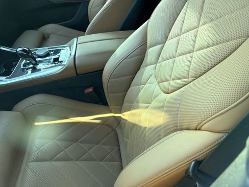 Used 2023 BMW X5 sDrive40i image 7