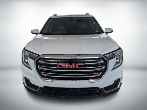 Used 2024 GMC Terrain SLT FWD image 8