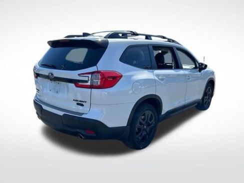 Used 2025 Subaru Ascent Bronze Edition w/ Onyx Package image 4