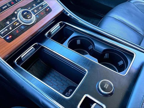 Used 2020 Lincoln Aviator Reserve w/ Elements Package Plus RWD image 33