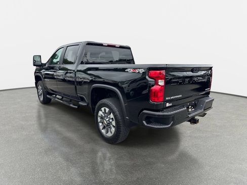 Used 2024 Chevrolet Silverado 2500 Custom w/ Custom Value Package AWD/4WD image 6
