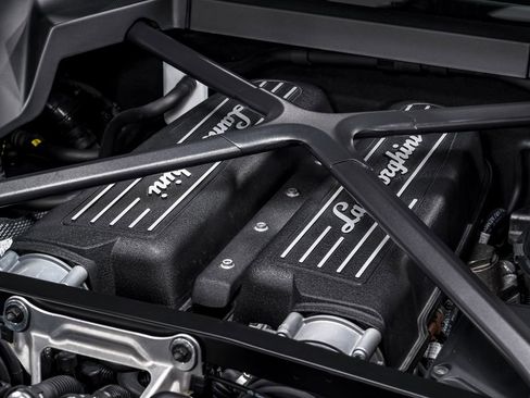 Used 2023 Lamborghini Huracan Tecnica image 55