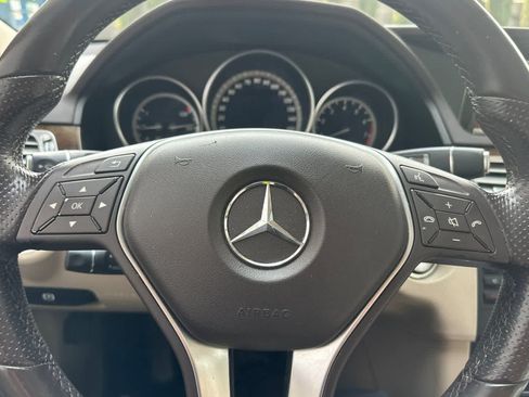 Used 2015 Mercedes-Benz E 350 Sedan image 24