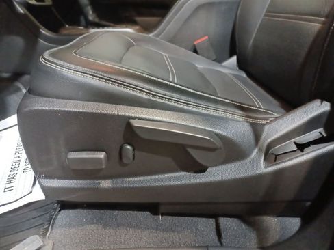 Used 2020 GMC Canyon Denali image 14