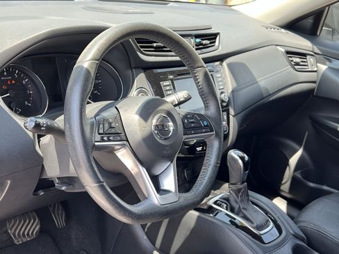 Used 2020 Nissan Rogue SL w/ Premium Package AWD/4WD image 13