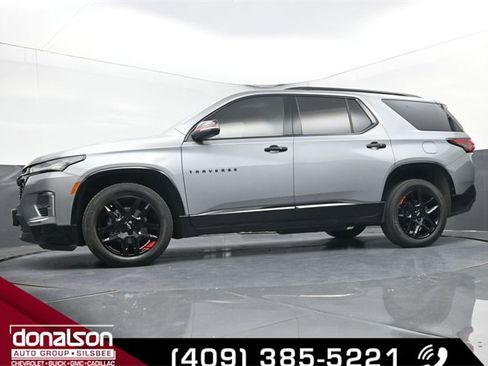 Used 2023 Chevrolet Traverse Premier w/ Redline Edition image 15
