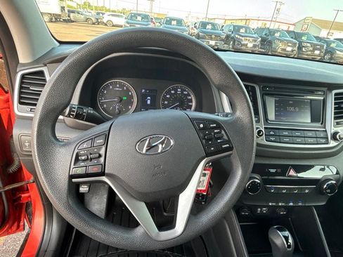 Used 2016 Hyundai Tucson SE w/ Option Group 02 AWD/4WD image 16