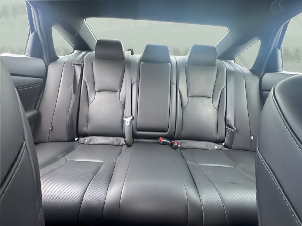 Used 2025 Honda Accord Sport image 11