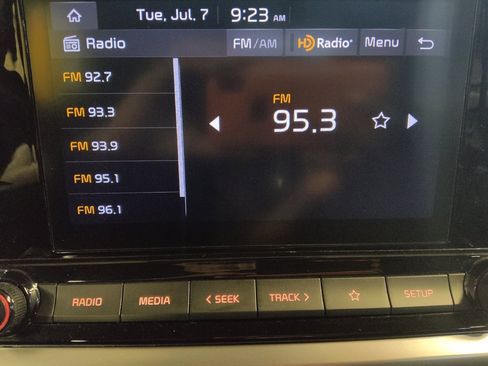 Used 2022 Kia Forte LXS w/ LXS Technology Package FWD image 25