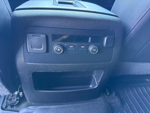 Used 2017 Chevrolet Tahoe LT AWD/4WD image 19