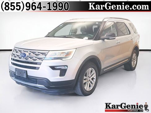 Used 2018 Ford Explorer XLT w/ Equipment Group 201A AWD/4WD image 1