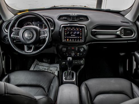 Used 2023 Jeep Renegade Limited image 21