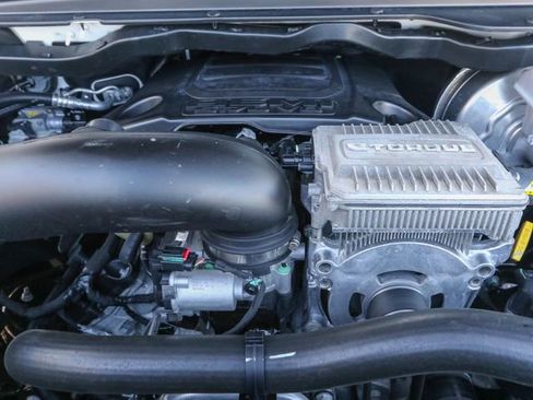 Used 2024 RAM 1500 Laramie image 31