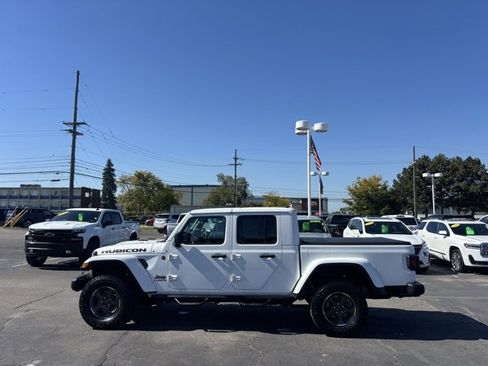 Used 2020 Jeep Gladiator Rubicon w/ Cold Weather Group image 8