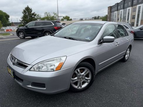 Used 2006 Honda Accord SE image 3