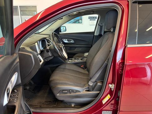 Used 2017 Chevrolet Equinox LT w/ Convenience Package AWD/4WD image 15