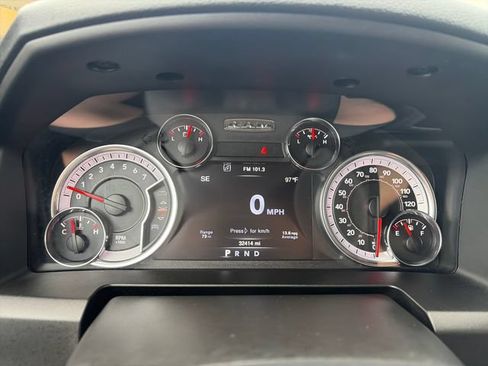 Used 2024 RAM 1500 Warlock w/ Electronics Group AWD/4WD image 15