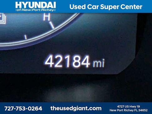 Certified 2023 Hyundai Santa Fe Limited AWD/4WD image 42