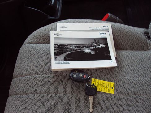 Used 2014 Chevrolet Express 1500 LT w/ LT Preferred Equipment Group AWD/4WD image 28