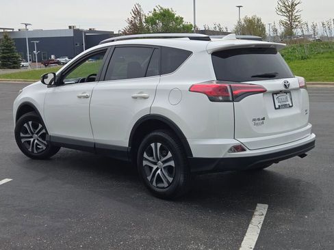 Used 2017 Toyota RAV4 LE w/ All Weather Liner Package AWD/4WD image 13