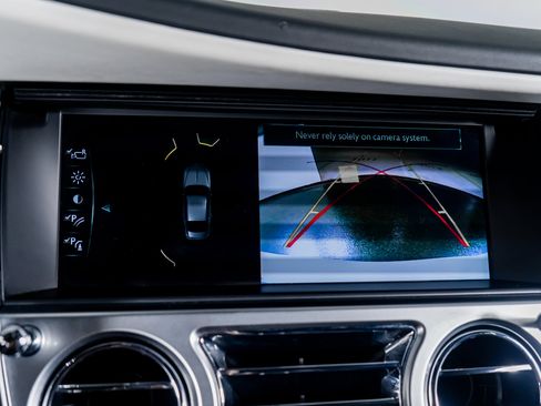 Used 2019 Rolls-Royce Wraith image 47