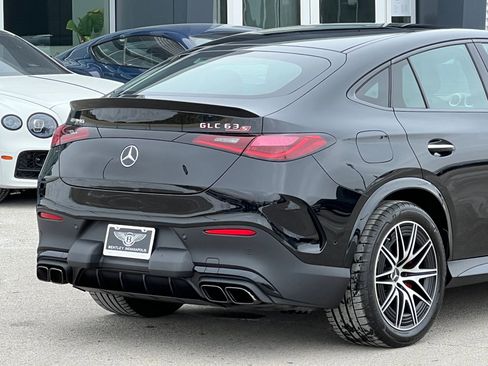 Used 2025 Mercedes-Benz GLC 63 AMG S w/ Driver Assistance Package image 10