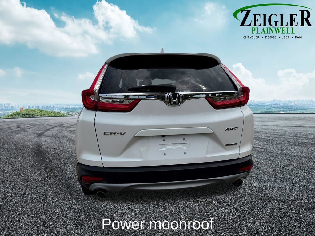 Used 2019 Honda CR-V Touring image 4