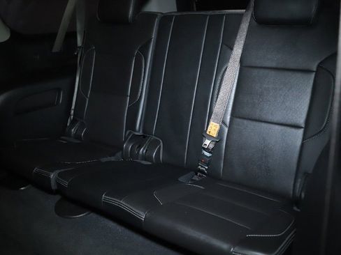 Used 2020 GMC Yukon XL Denali AWD/4WD image 14