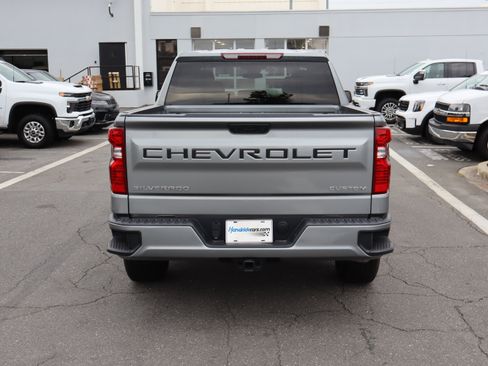 Used 2023 Chevrolet Silverado 1500 Custom AWD/4WD image 9