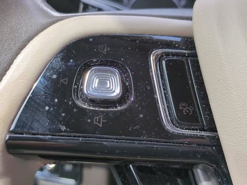 Used 2021 Lincoln Corsair Standard image 25