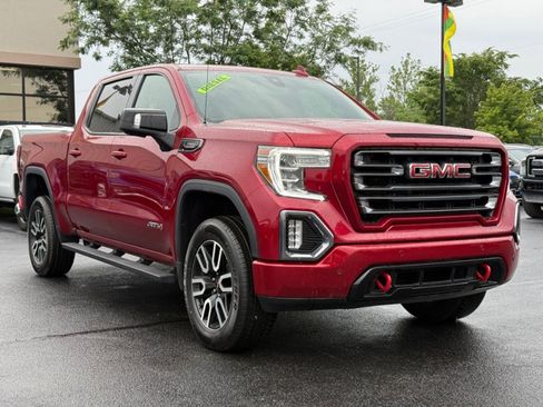 Used 2021 GMC Sierra 1500 AT4 w/ AT4 Preferred Package AWD/4WD image 2