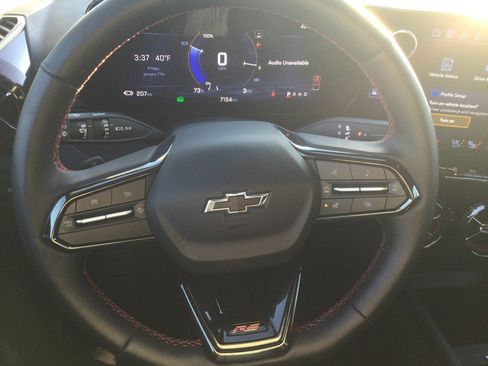 Used 2024 Chevrolet Blazer EV RS AWD/4WD image 17