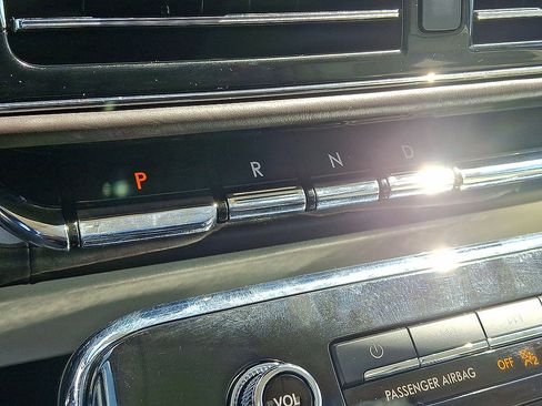 Used 2024 Lincoln Navigator L Black Label AWD/4WD image 18