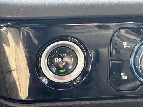 Used 2022 GMC Sierra 1500 Elevation w/ LPO, Elevation Black Package image 33