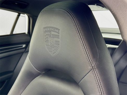 Certified 2023 Porsche Panamera Platinum Edition image 14
