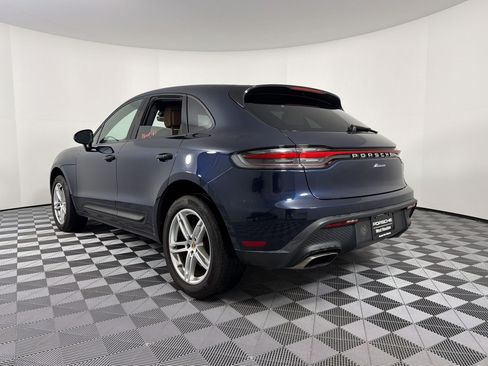 Certified 2023 Porsche Macan AWD/4WD image 3