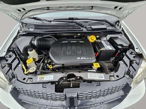 Used 2014 RAM C/V Tradesman image 16