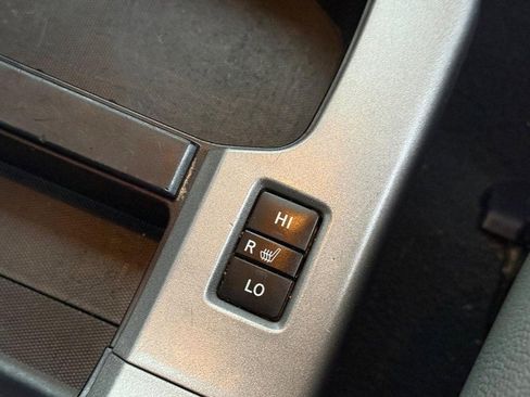 Used 2019 Toyota Sequoia Platinum image 18