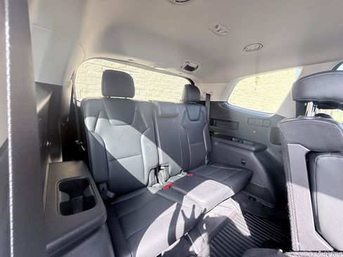 Used 2021 Kia Telluride EX AWD/4WD image 12