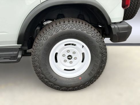 New 2026 Ford Bronco Heritage Edition AWD/4WD image 11